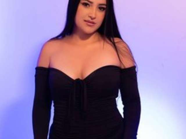 go to chat with Evelynvega1