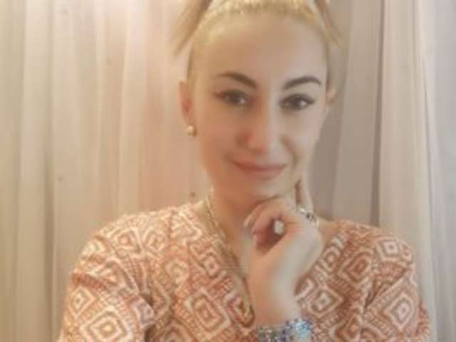 go to chat with EvilFindomGoddess