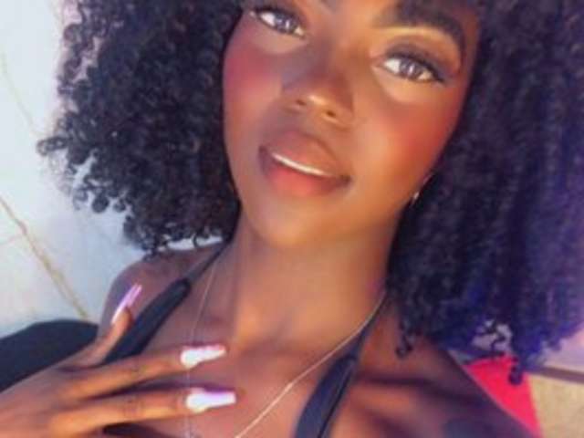 go to chat with EvonyeHills