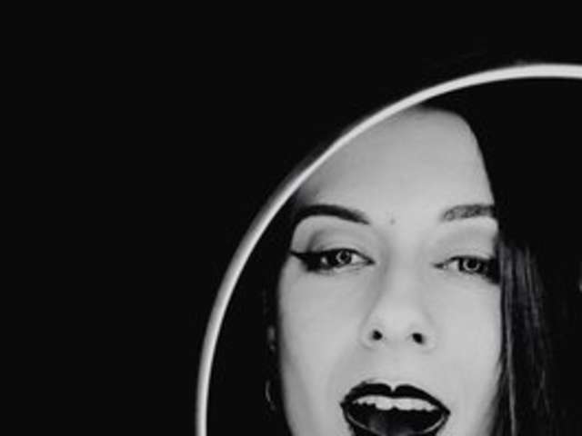 go to chat with EwaMay