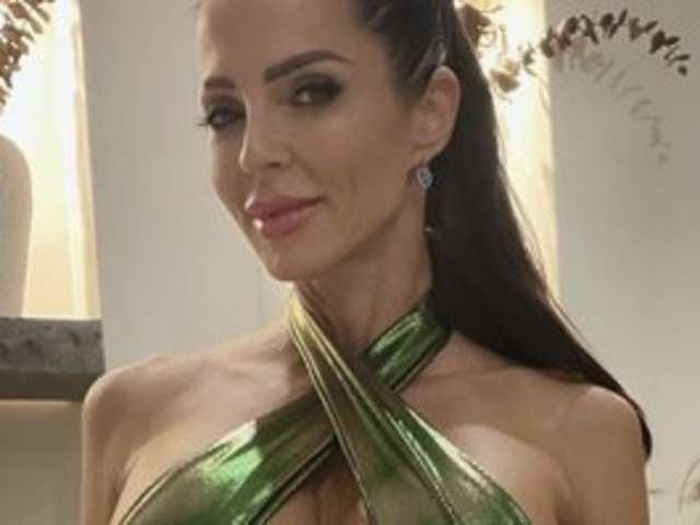 go to chat with FeliciaHardon1