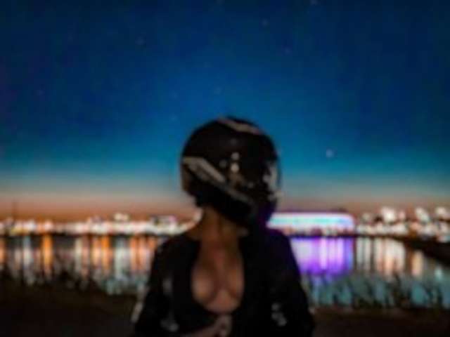 go to chat with FeniX-