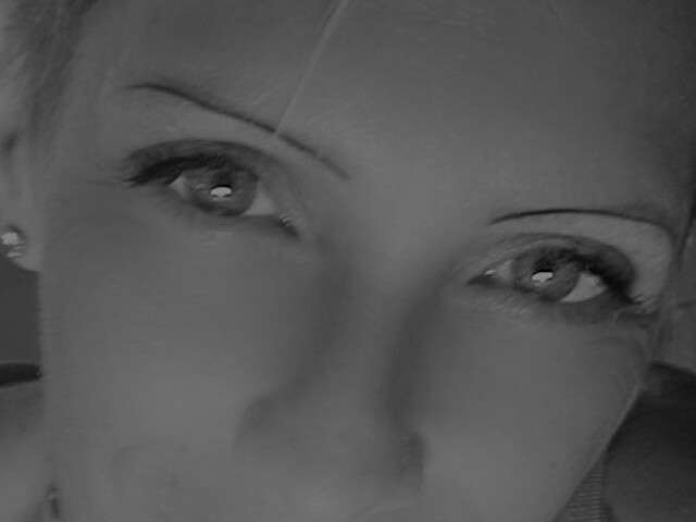 go to chat with Fickerella
