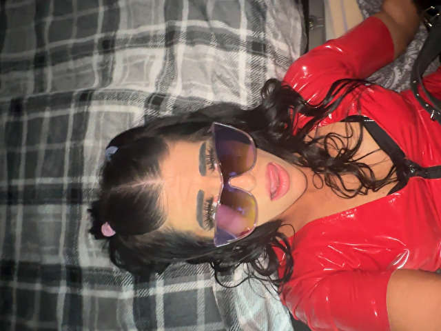 go to chat with Flaka