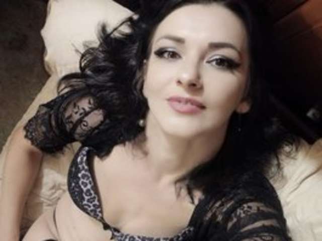 go to chat with Flo-Sandra