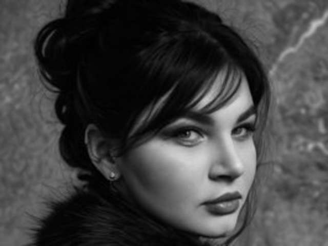 go to chat with Floy-Lena