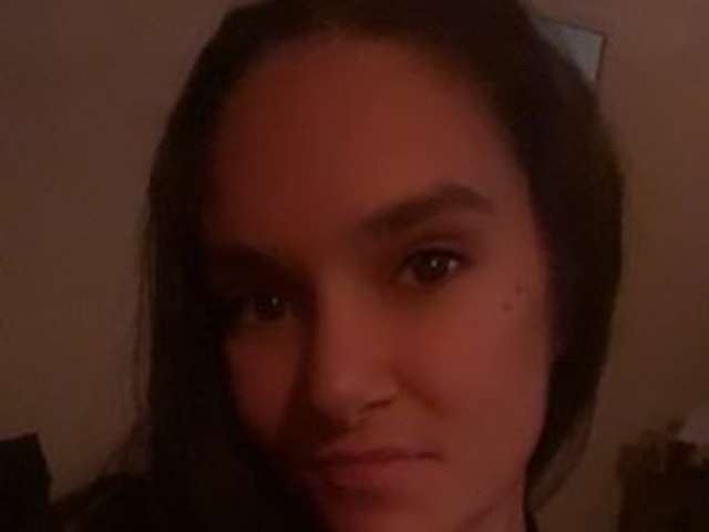 go to chat with Fr33girl