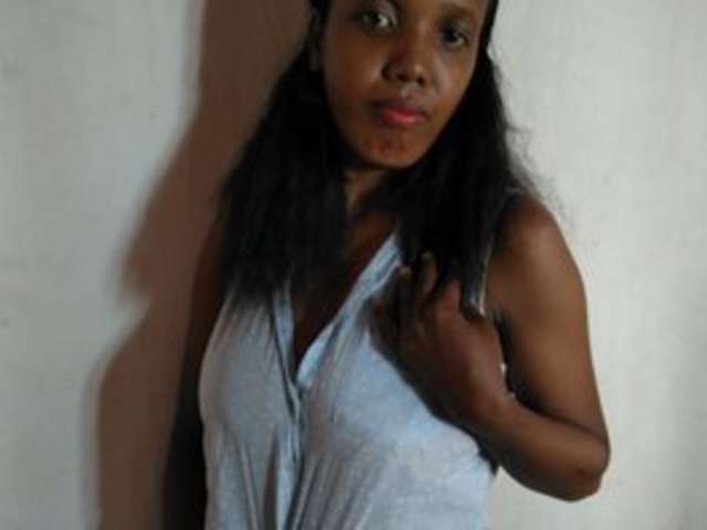 go to chat with Francinea