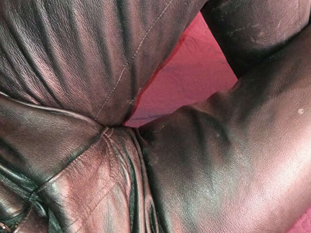 go to chat with FrauJulia