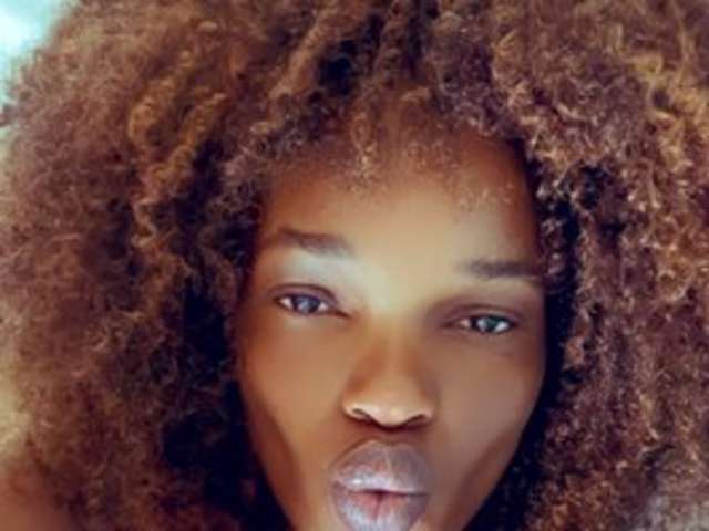 go to chat with FreakkyAira