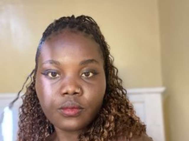 go to chat with Freakyqueen11