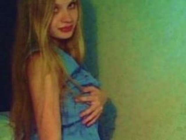 go to chat with Frummi