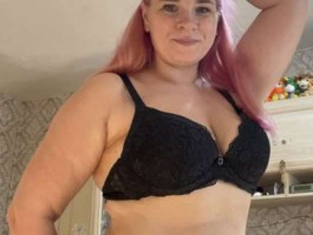 go to chat with Futanark