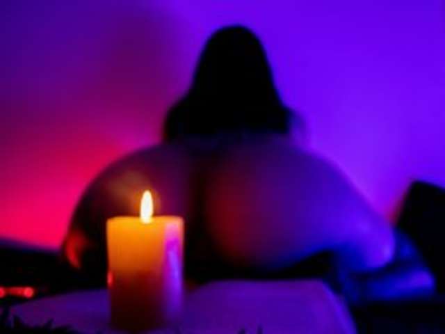 go to chat with GOODGIRLYUMMM