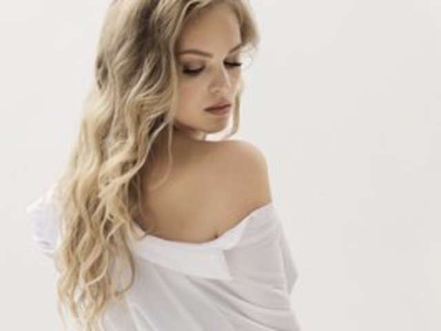 go to chat with Gabbi-Alison