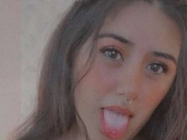 go to chat with Gabby-gabby