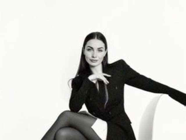 go to chat with Gentiana