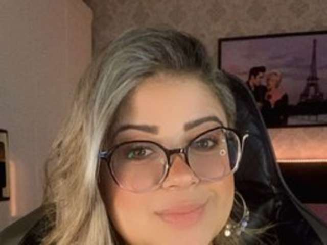 go to chat with Geovanabecker