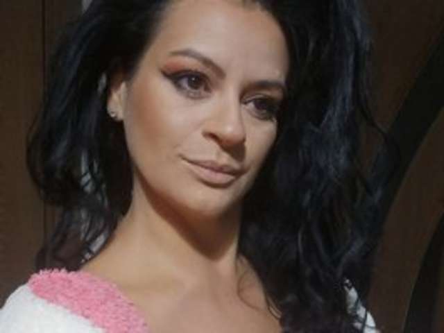 go to chat with Glamouros