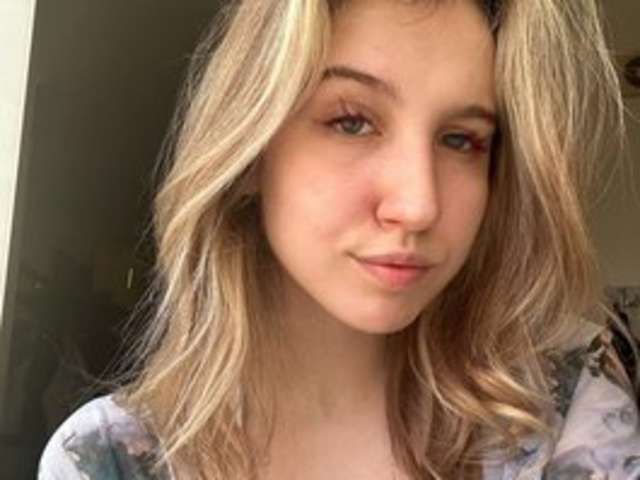 go to chat with GlimmerVamp