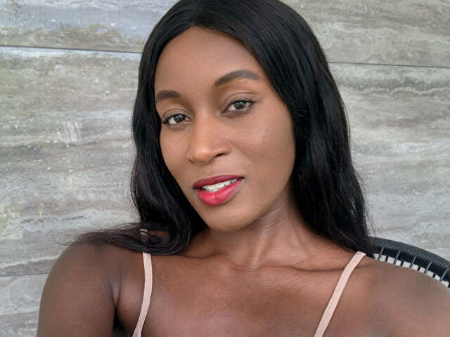 go to chat with GoddessRobin