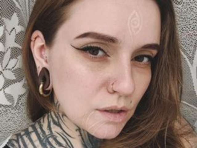 go to chat with GoodBadOrEvil