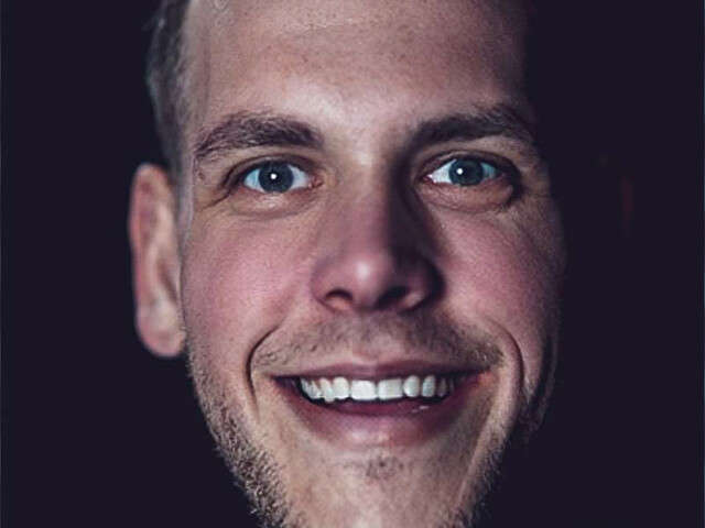 go to chat with Grandedck