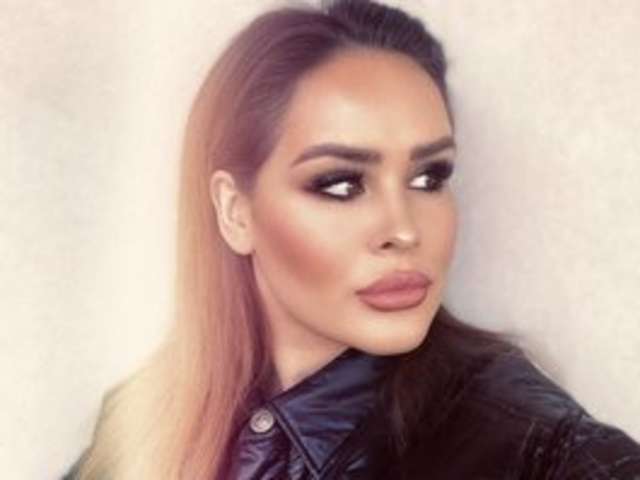 go to chat with GreatBoobella