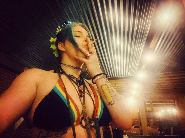 go to chat with GutterSlut