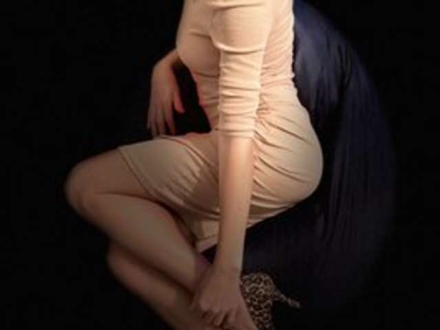 go to chat with HARIZZMA