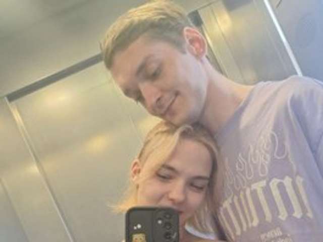 go to chat with HappyhouseSex