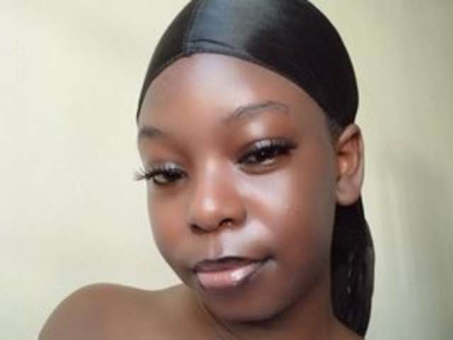 go to chat with Hazelgrandyy
