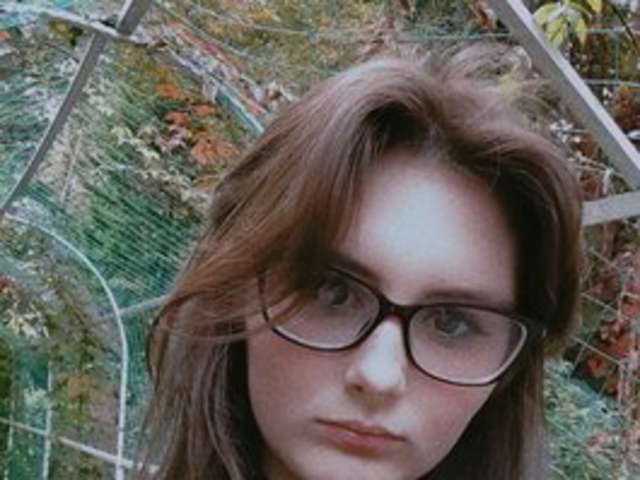 go to chat with Helen-Gren