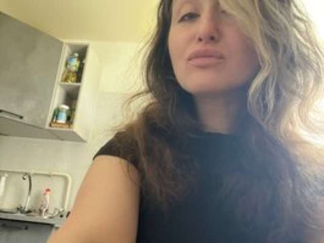 go to chat with Hitraya31