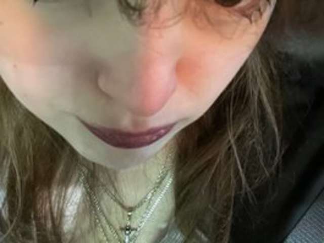 go to chat with HoaRomano