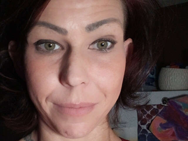 go to chat with HollyMae