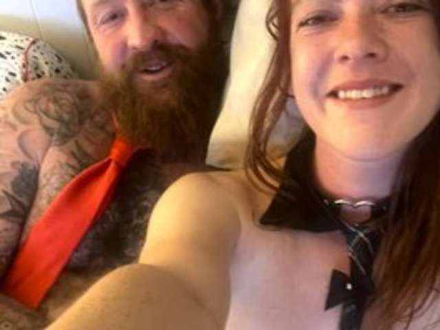 go to chat with HollyandBam
