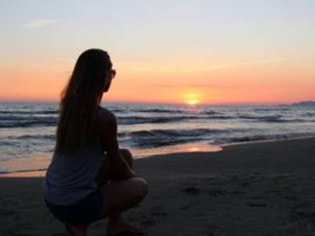 go to chat with Honey-
