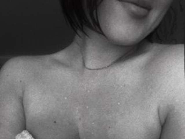 go to chat with Hootlips