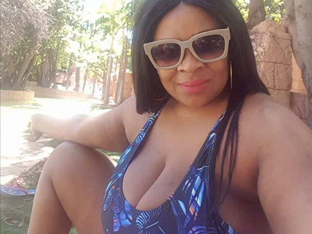 go to chat with HopeBlack