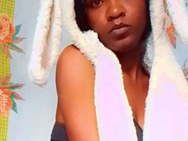 go to chat with Hornychiq4u