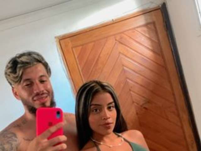 go to chat with Hornycouple18