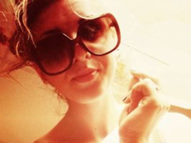 go to chat with HorrorStory