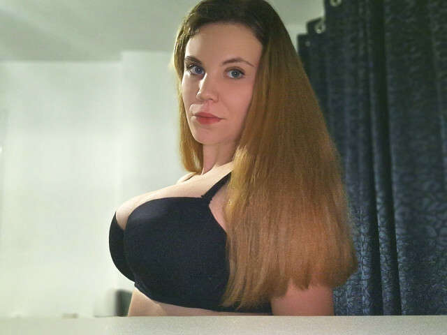 go to chat with HotJolly