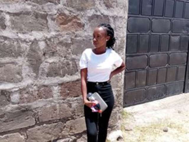 go to chat with Hotclitgirlie