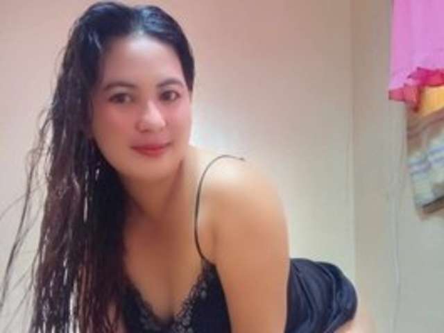go to chat with Hotgrece21xx