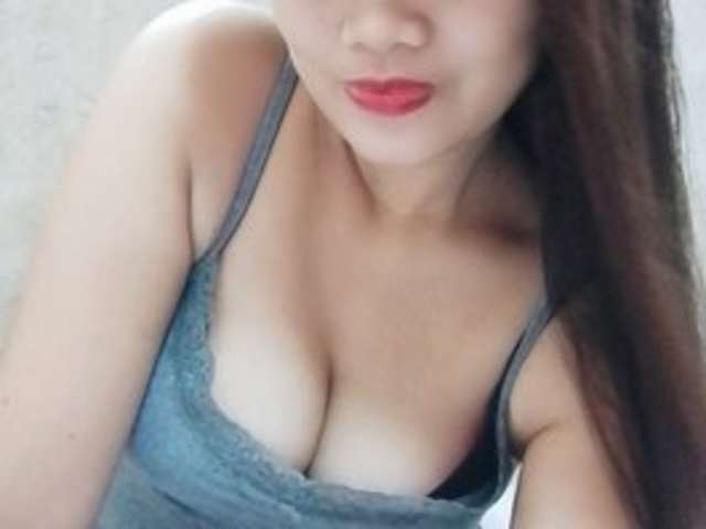 go to chat with Hotnwetmama4u