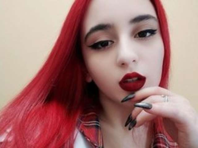 go to chat with Hotredhead01