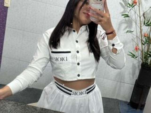 go to chat with Hotsara-69