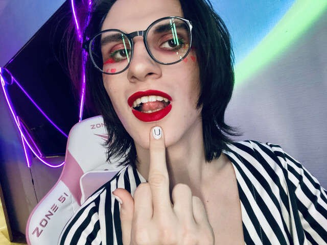 go to chat with IlonaQueen